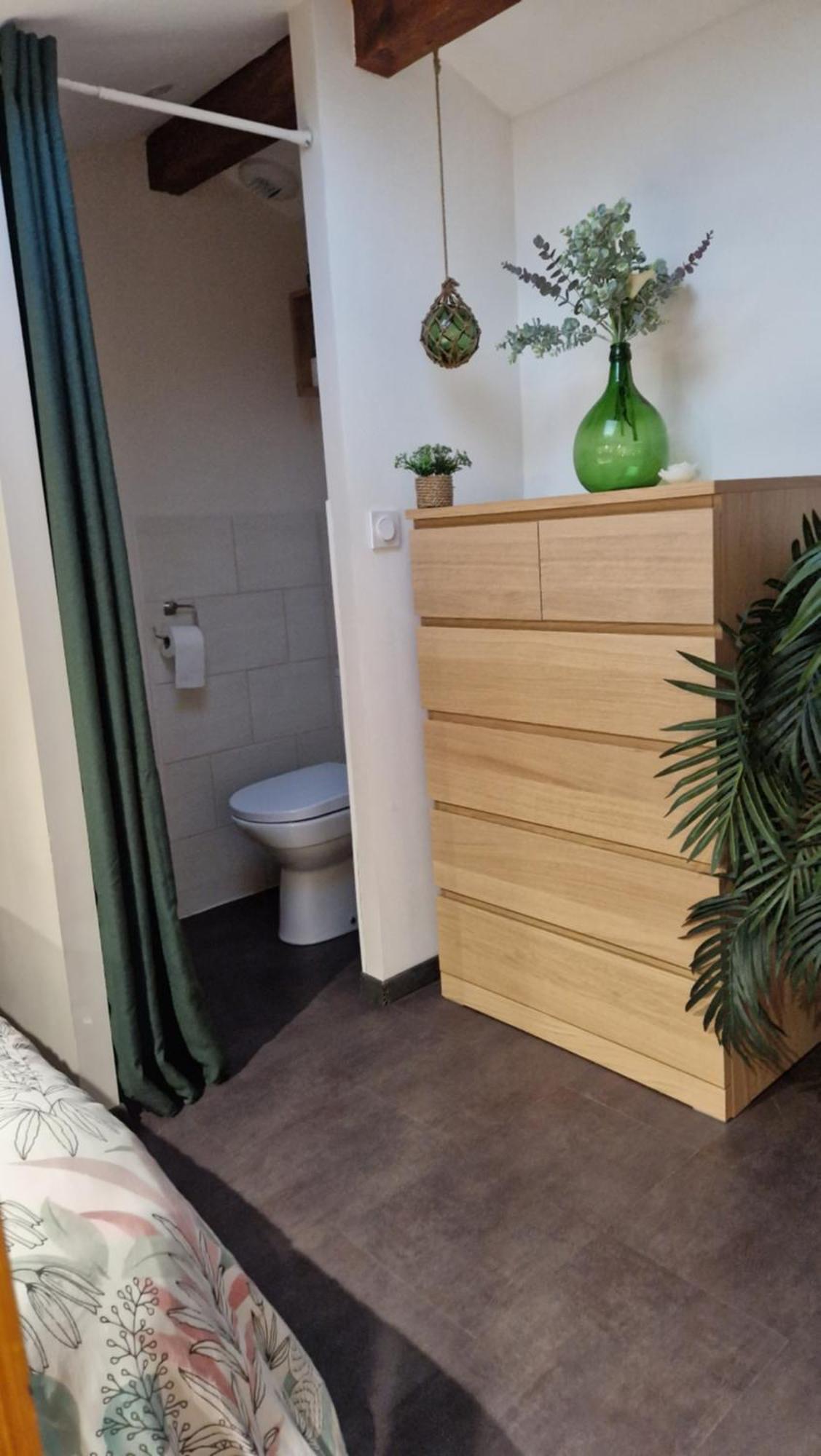 Appartement Pour 4 Avec Terrasse Chanos-Curson Zewnętrze zdjęcie