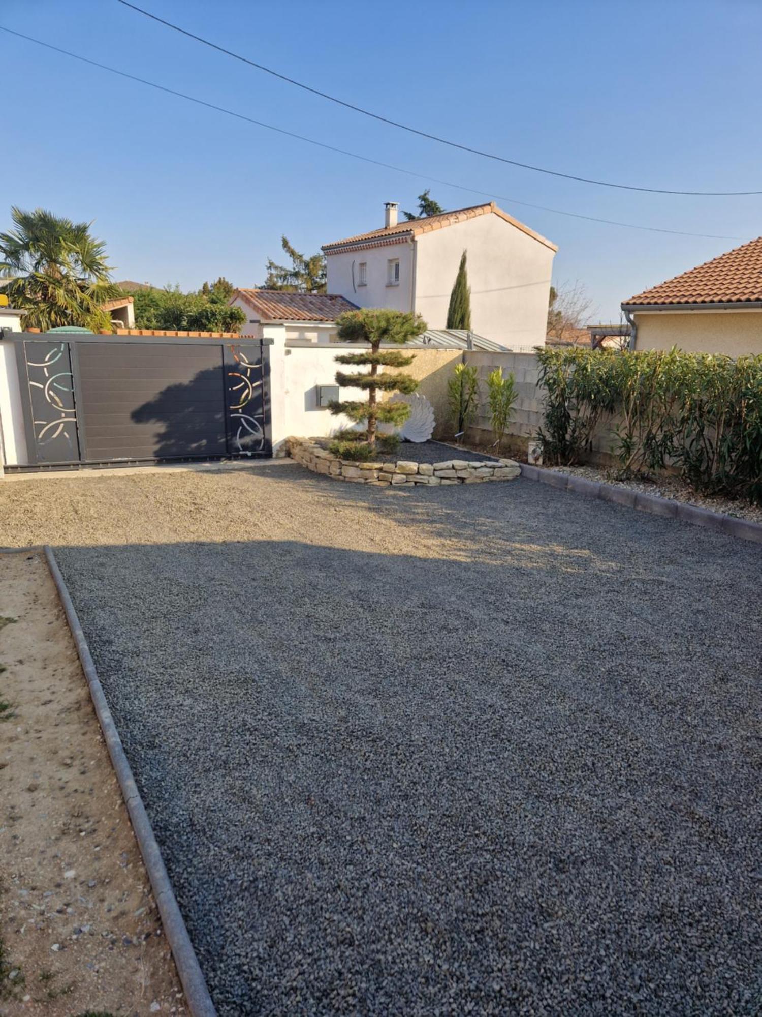 Appartement Pour 4 Avec Terrasse Chanos-Curson Zewnętrze zdjęcie